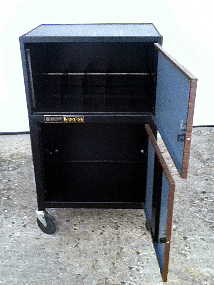 Bretford AV/Projector Lockable Dual Cabinet Cart Front